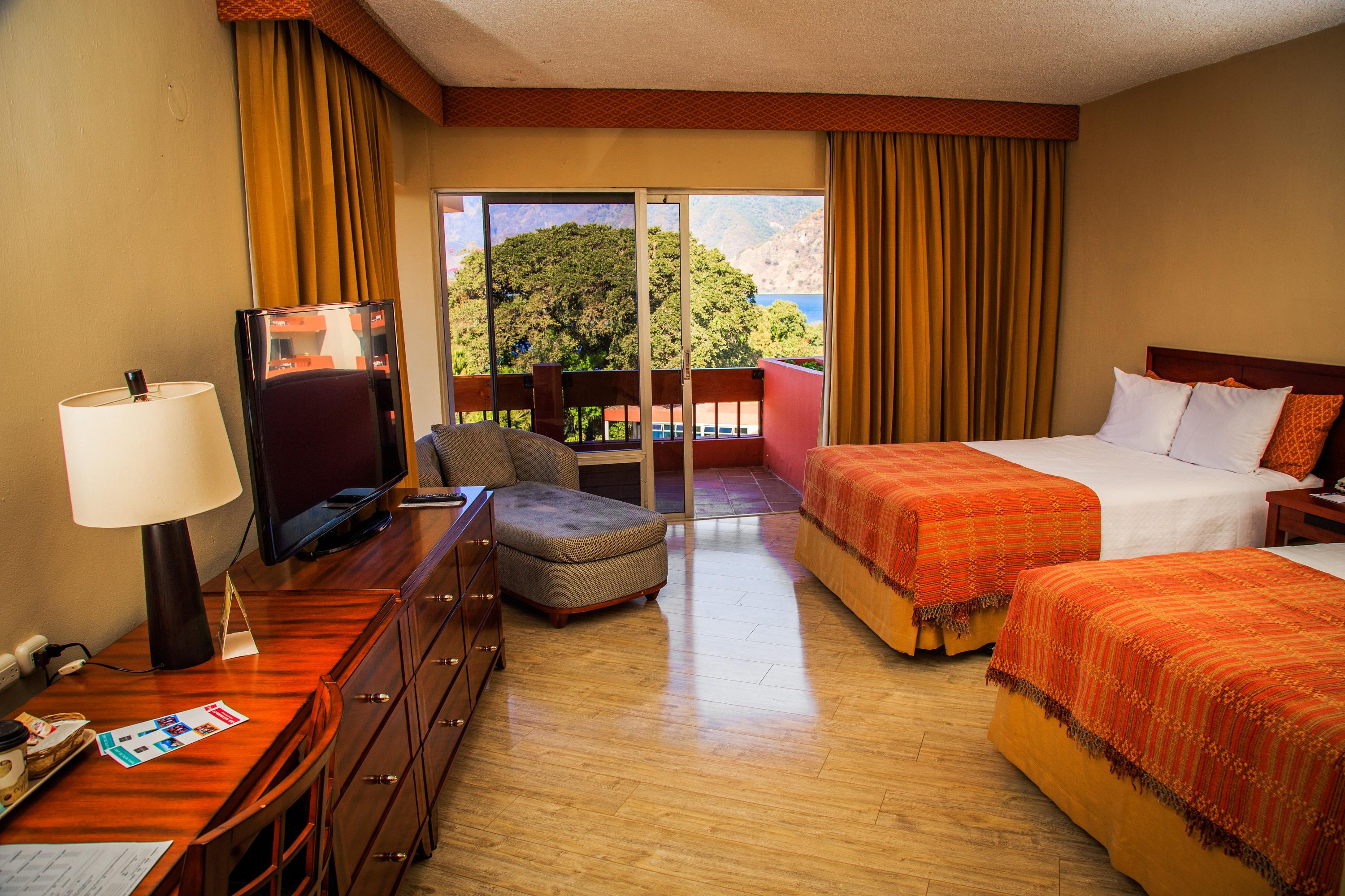 Porta Hotel Del Lago Panajachel Exteriör bild
