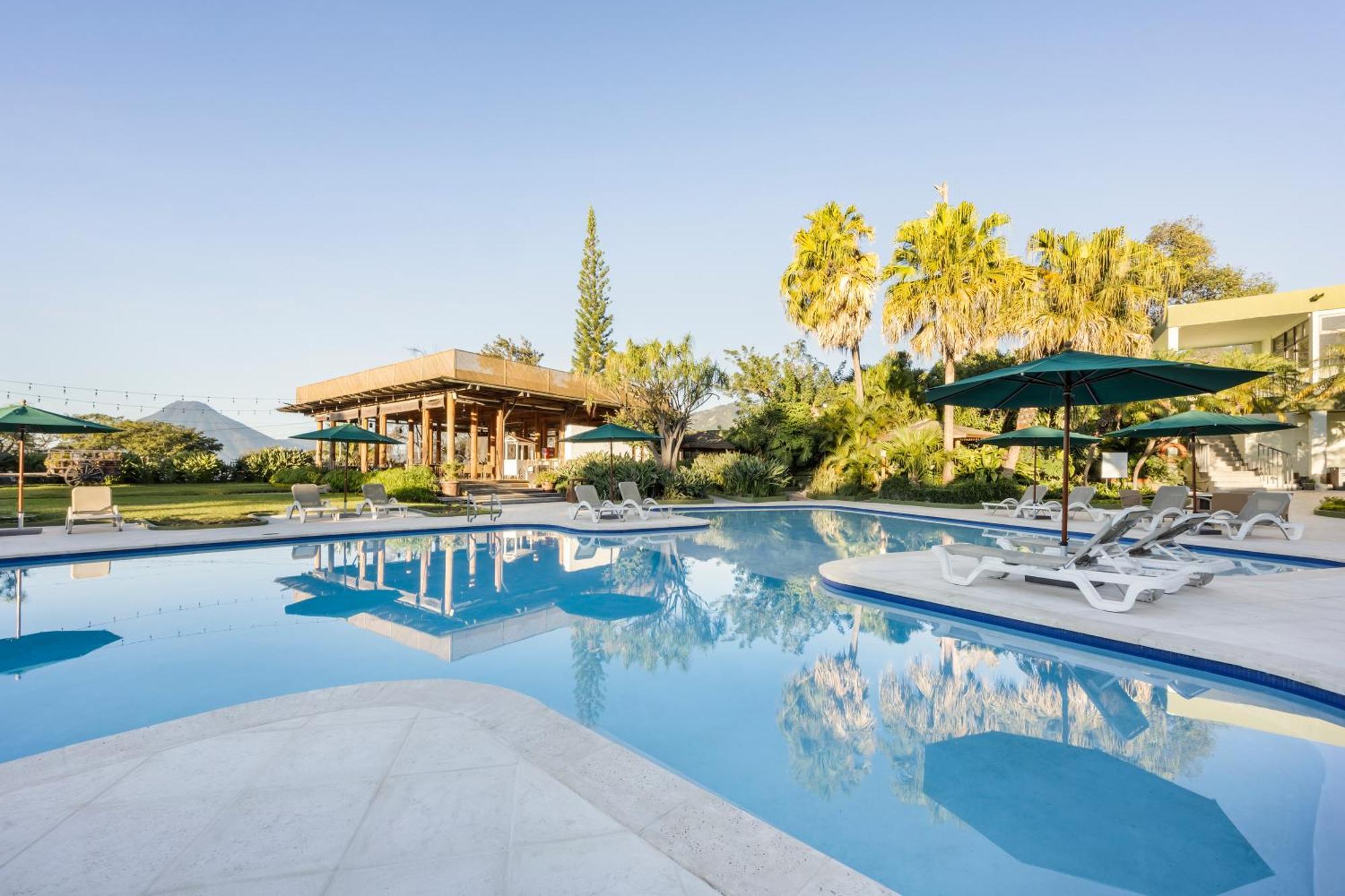 Porta Hotel Del Lago Panajachel Exteriör bild